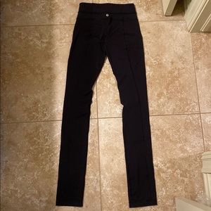 Lulu lemon size 2 black leggings